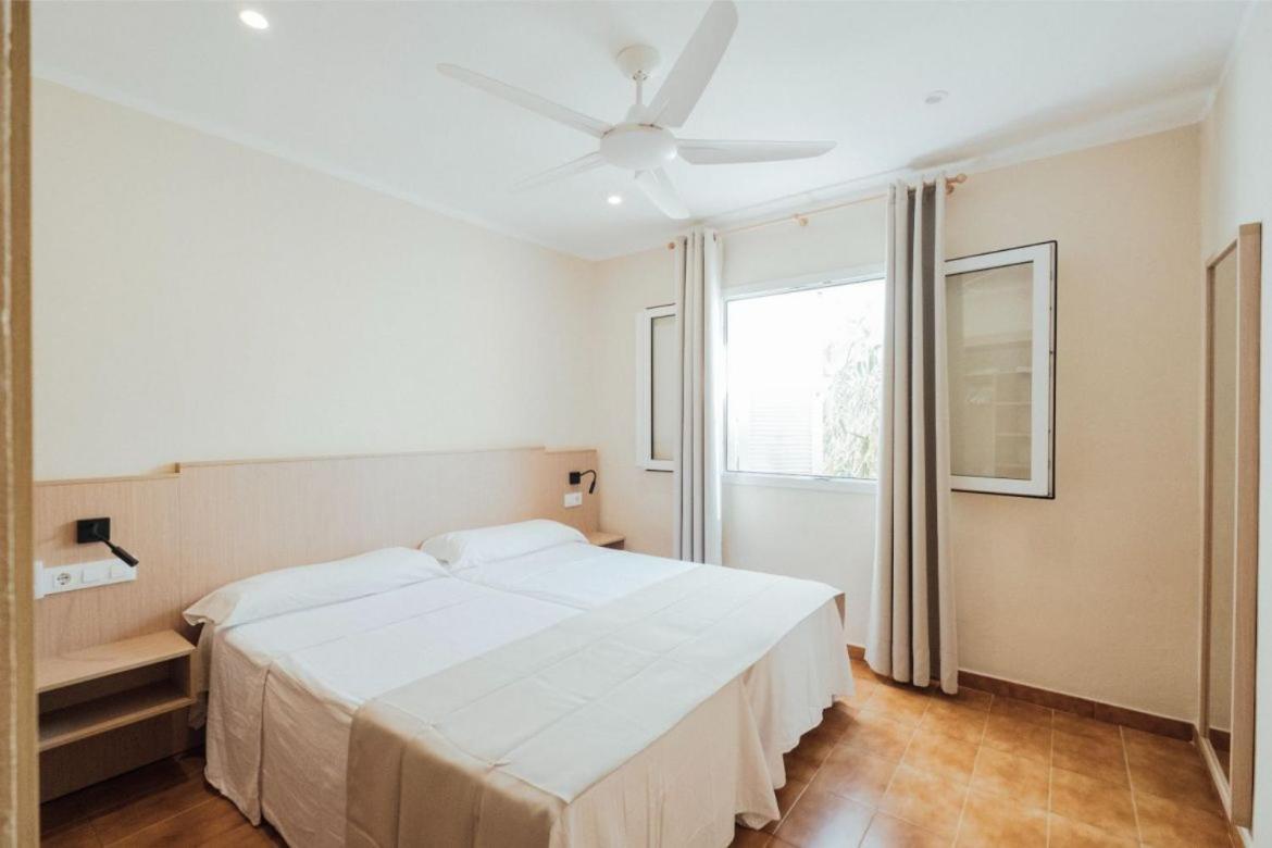 Apartamentos Blancala Кала Бланка Екстериор снимка