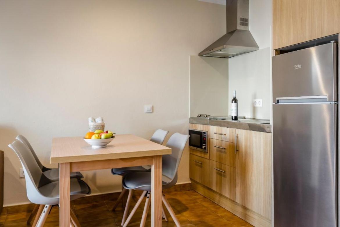 Apartamentos Blancala Кала Бланка Екстериор снимка