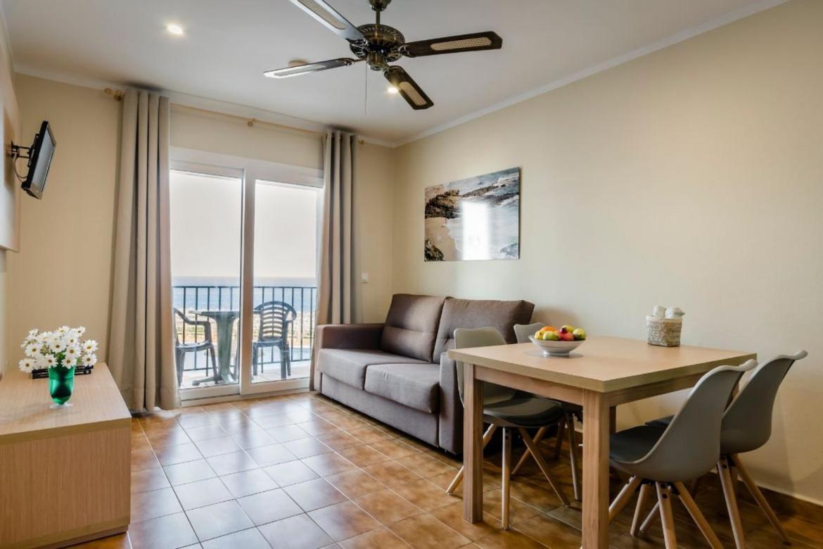 Apartamentos Blancala Кала Бланка Екстериор снимка