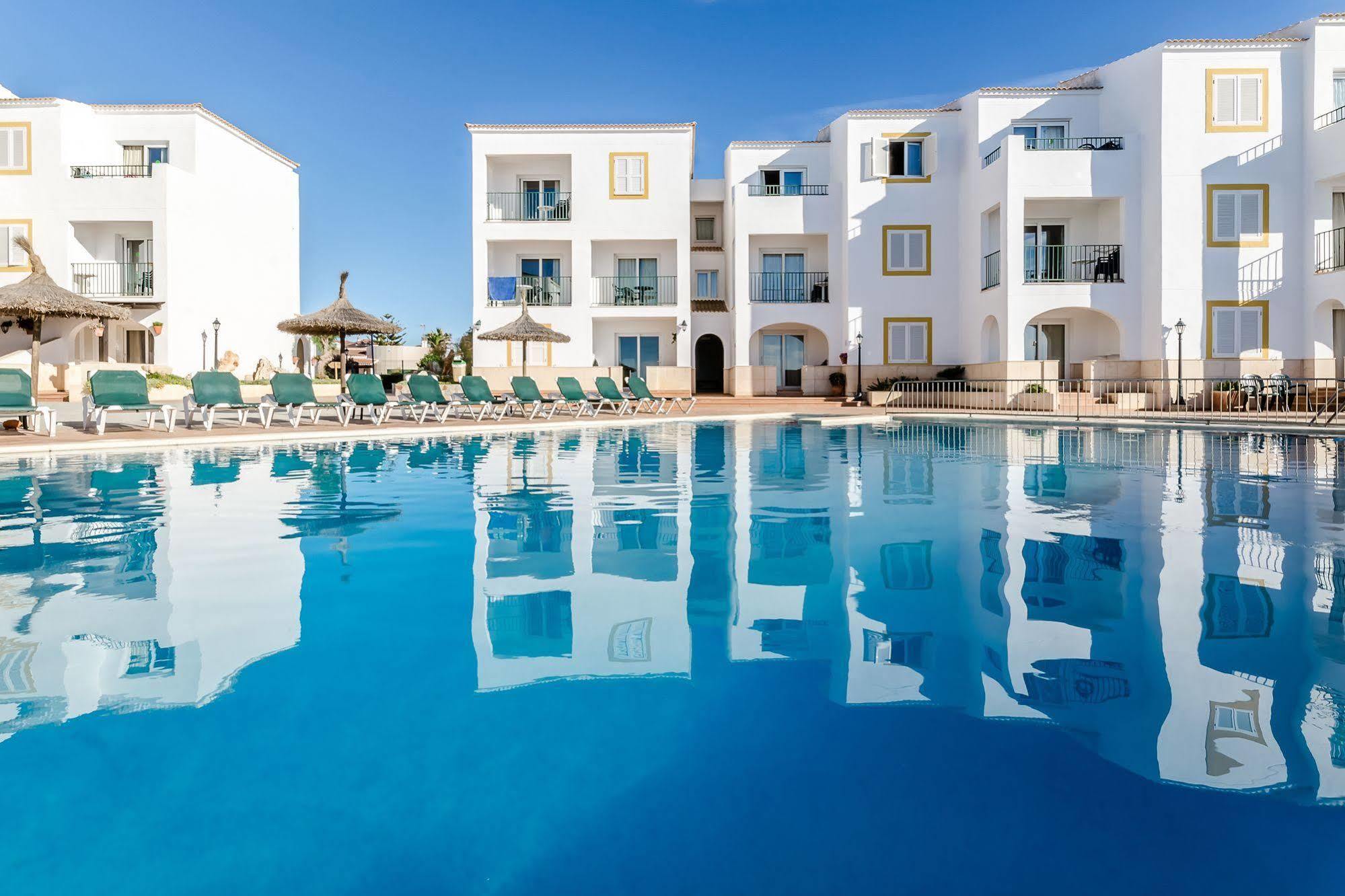 Apartamentos Blancala Кала Бланка Екстериор снимка